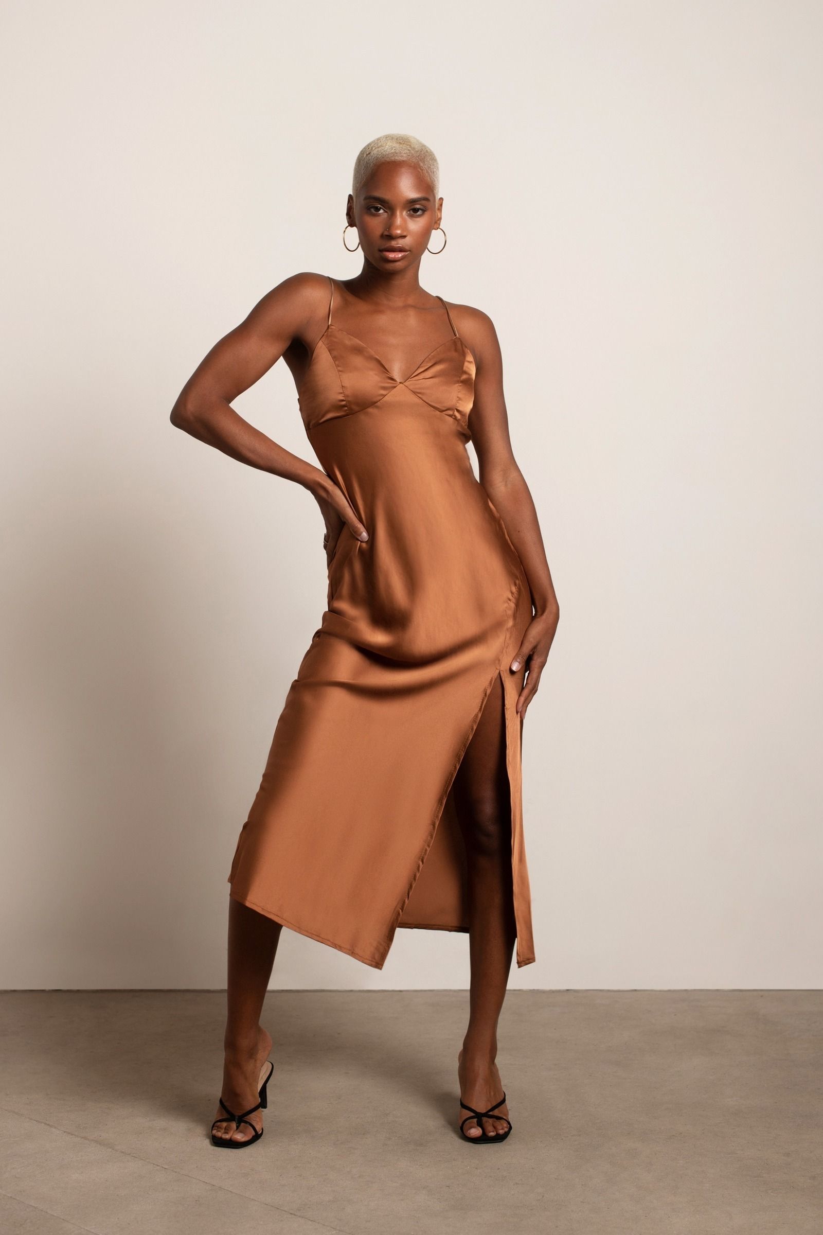 amazon prom dress Warehouse workers in Atlanta accuse of unfair labor practices Flare Sleeves Sage Green Size:IV 540mm