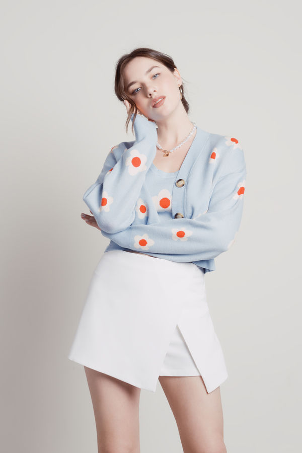 Paint By Flowers Baby Blue Floral Print Crop Cardigan