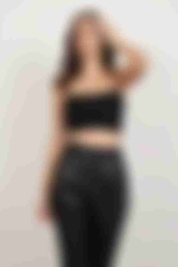 Adore Crop Top - Black