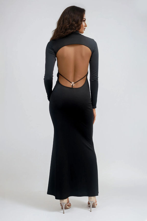 Daring Allure High Neck Backless Maxi Dress - Black