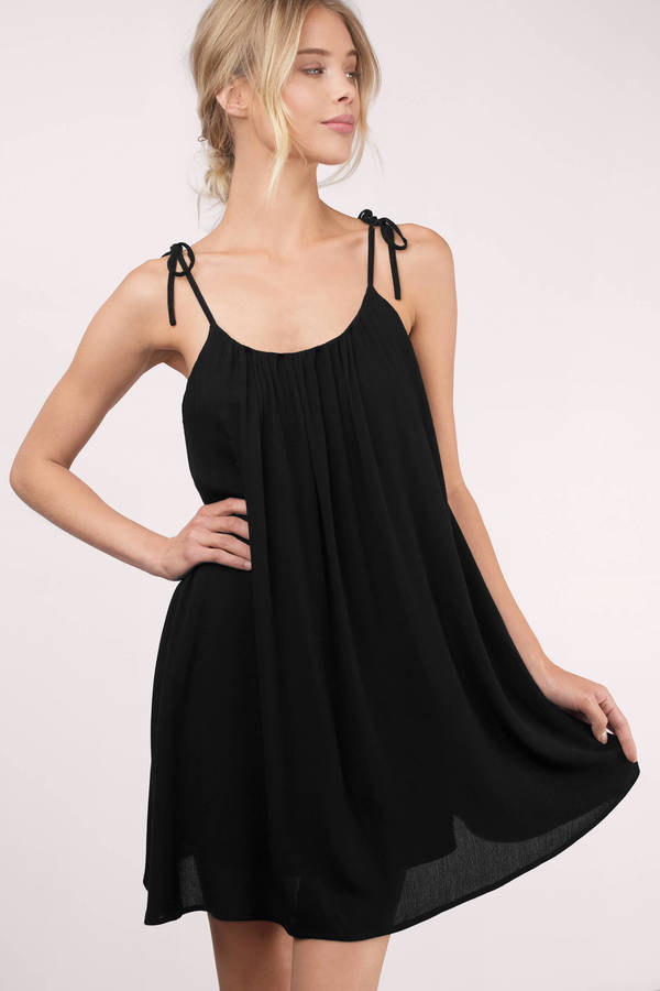 Emilie Black Shift Dress