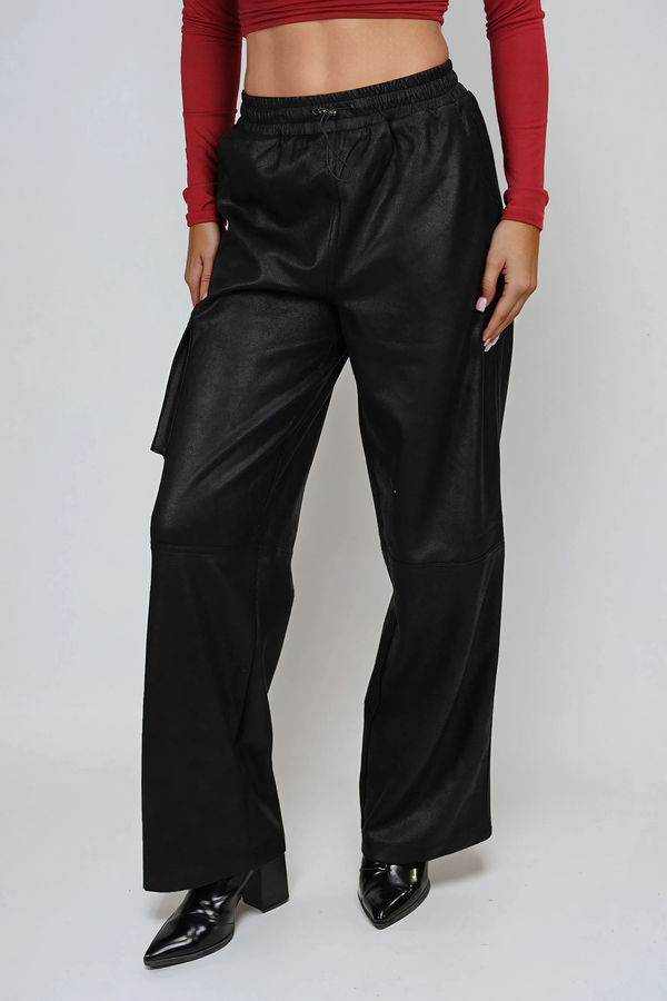 Street Luxe Leather Cargo Pants - Black