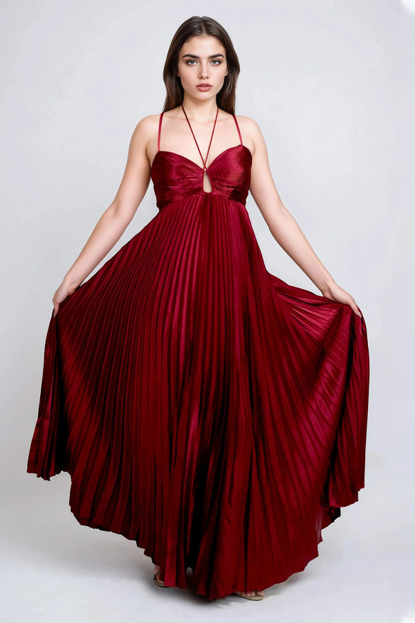 Celestial Dream Keyhole Pleated Maxi Dress - Burgundy