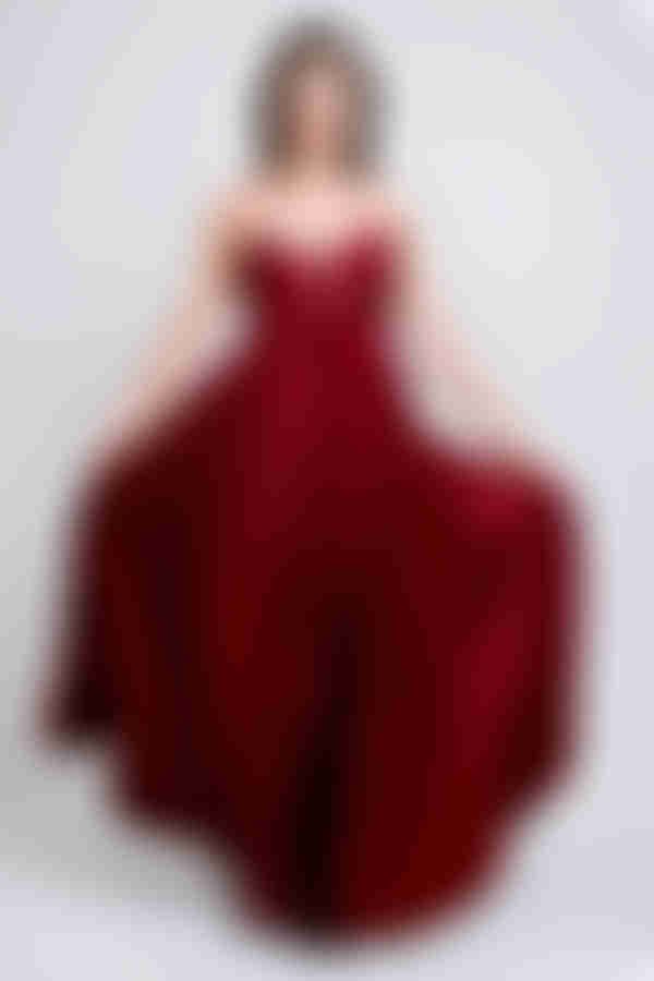 Celestial Dream Keyhole Pleated Maxi Dress - Burgundy