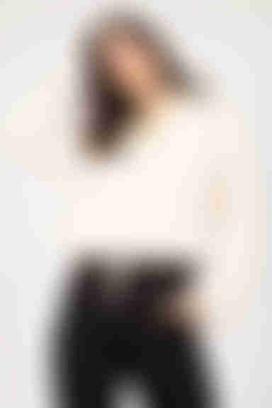 Kalla Fuzzy Sweater - Cream