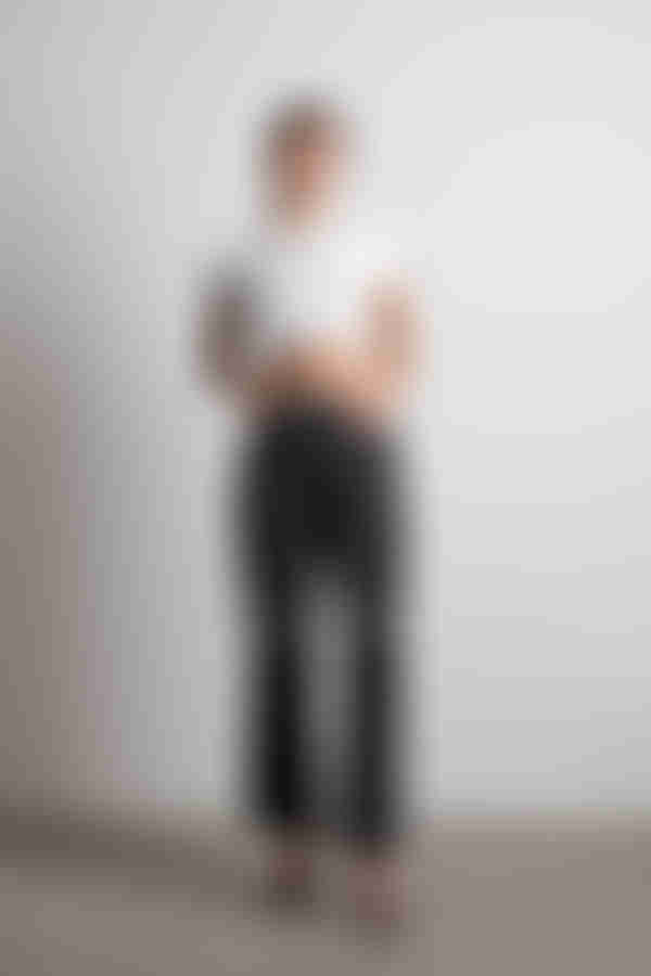 Holmby Hills Distressed Jeans - Distressed Dark Grey