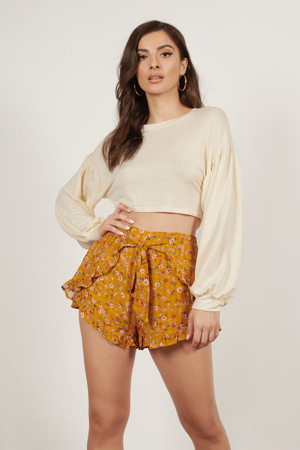Donna Marigold Floral Ruffle Shorts