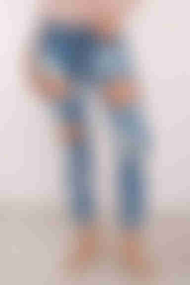 Rip To Shreds Distressed Jeans - Medium Wash