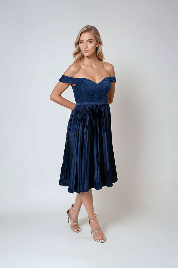 Love on Top Sweetheart Pleated Midi Dress - Navy 