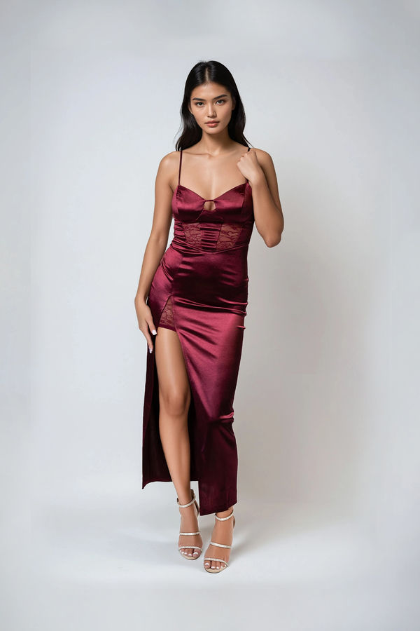Midnight Lace Sweetheart Slit Maxi Dress - Plum