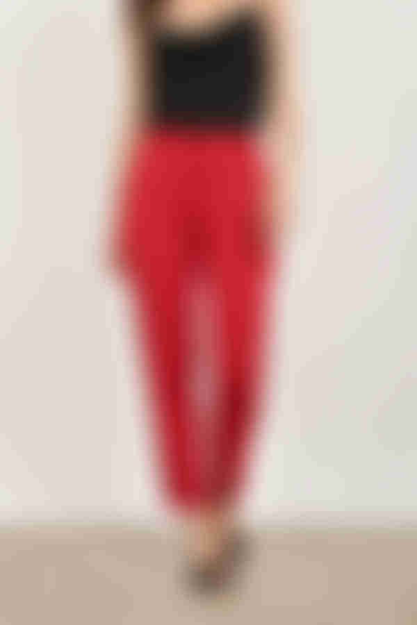 Still Had You Cropped Pants - Red