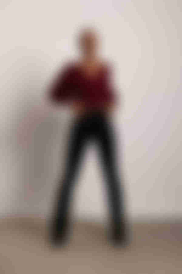 Caelan Ribbed Knit Sweater - Wine