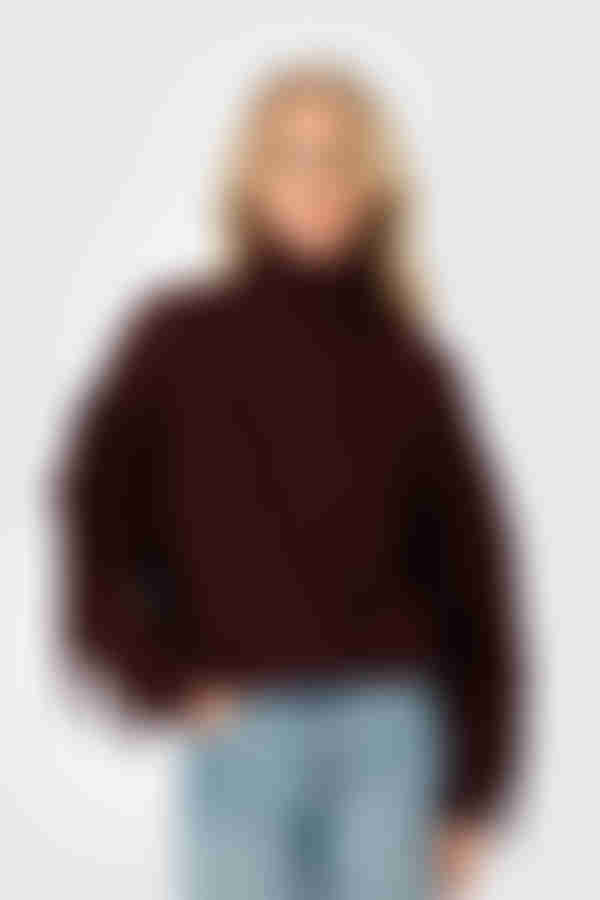 Return To Sender Cropped Sweater - Cream