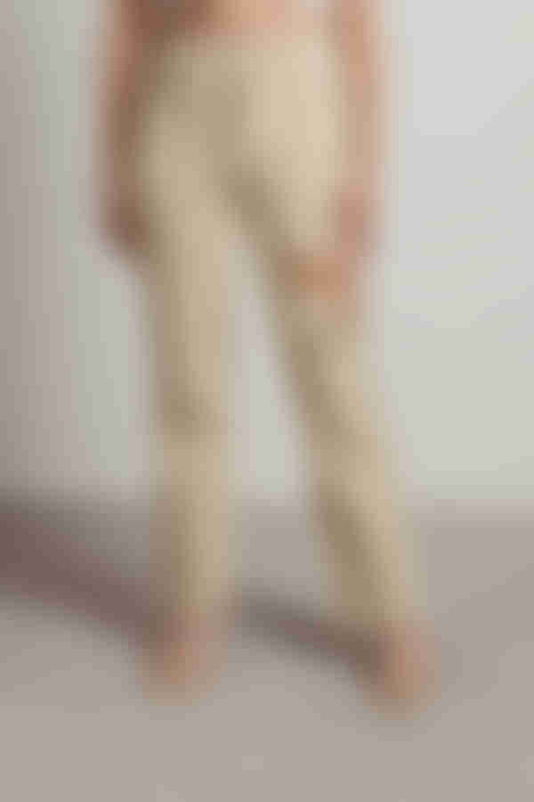 Back Off Cutout Jeans - Beige