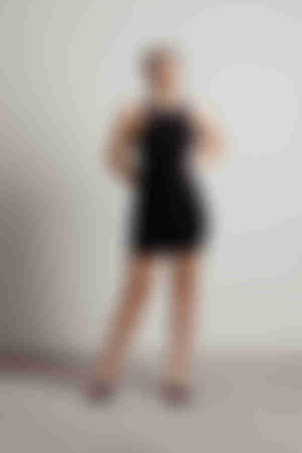 Brianna Open Back Bodycon Mini Dress - Black