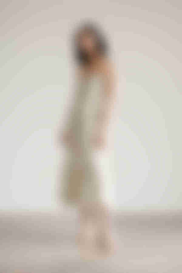 Hypnotize Me Floral Tiered Midi Dress - Green