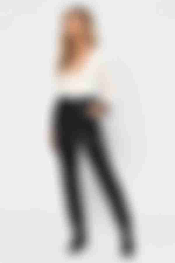 Need You Here Front Knot Top - Ivory