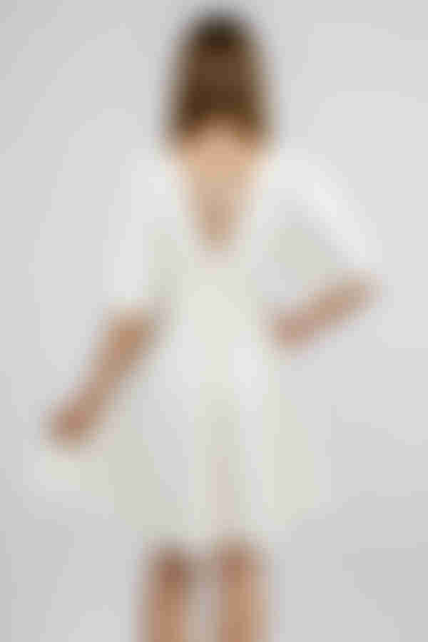 Avah Floral Flutter Sleeve Mini Dress - White