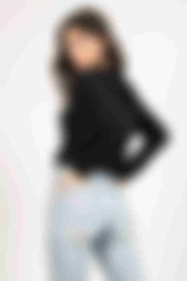 Hailey Cropped Hoodie - Black