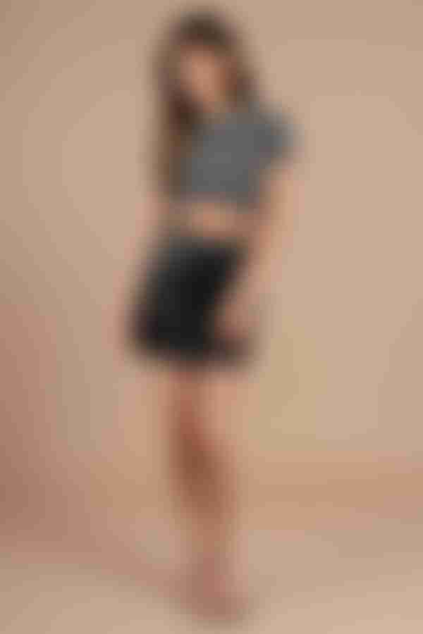 Knot It Up Crop Top - Grey