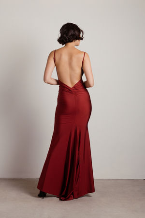 Raelyn - Red Halter Plunge Neck Backless Lace Mermaid Gown