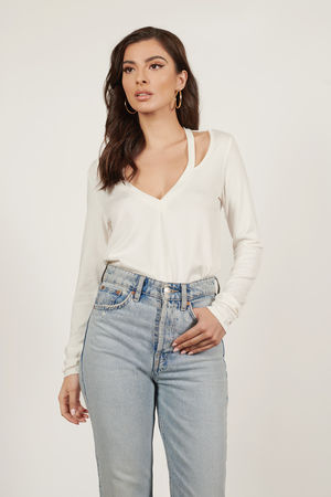 Trendy Ivory Basic Top - Ivory Top - Deep V Top - Ivory Basic