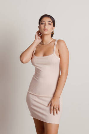 Aggregate more than 136 pink bodycon dress latest