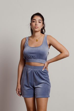 SheIn Women's 2 Piece Sleeveless Button Crop Tank Tops and Shorts Lounge  Set, Dark Grey, Medium : : Clothing, Shoes & Accessories