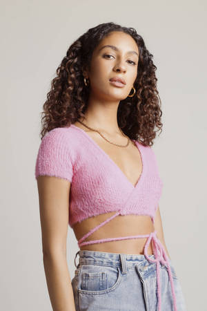 https://img.tobi.com/product_images/sm/2/pink-center-stage-fuzzy-wrap-crop-top.jpg